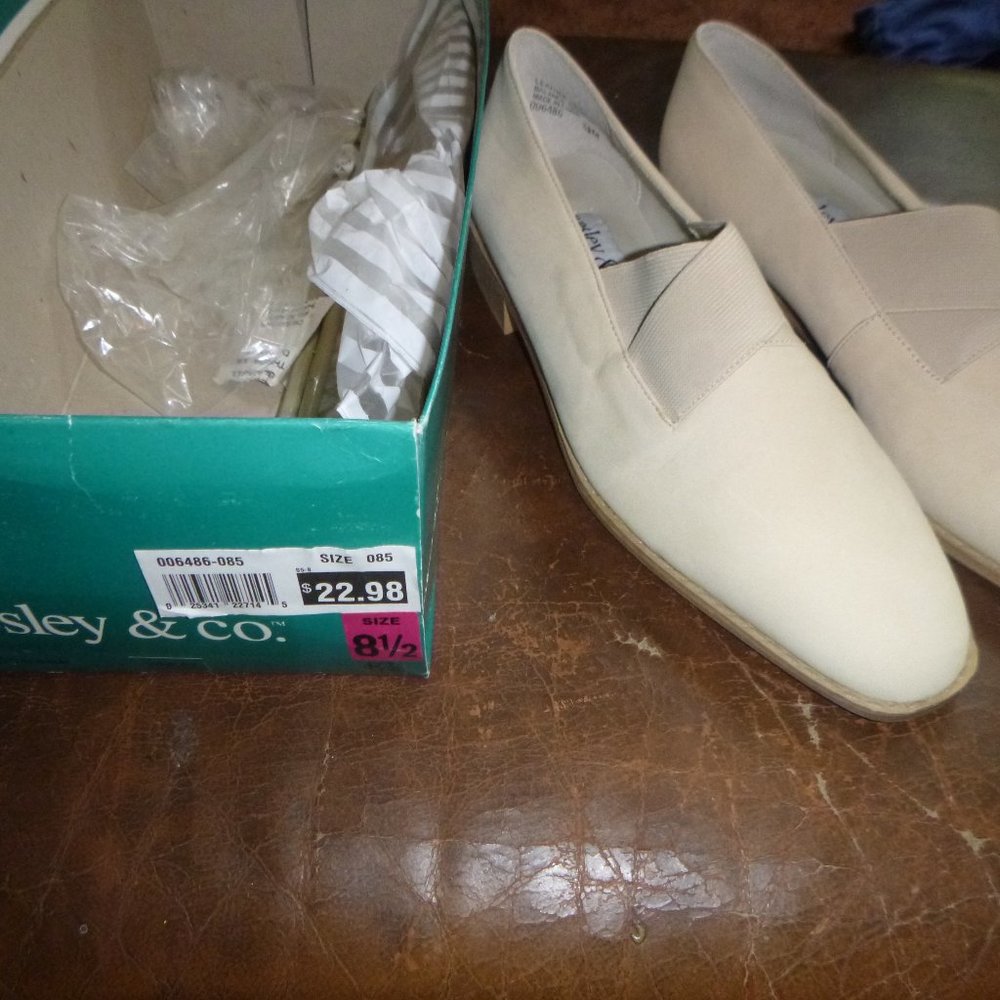 Women's Low Heeled Platform Light Suede Shoes